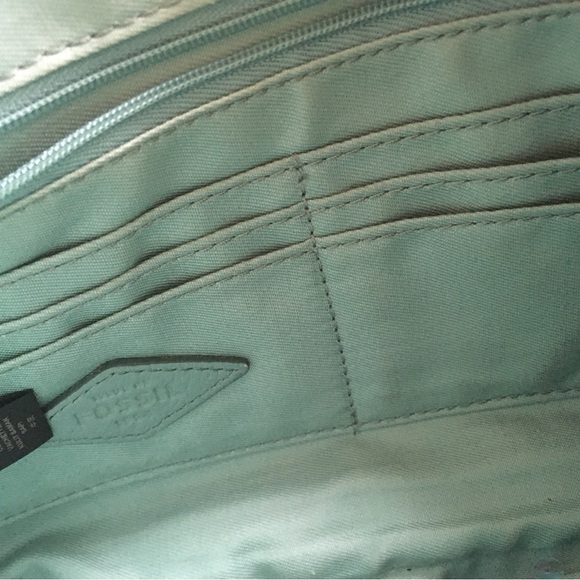 Fossil aqua real leather crossbody/shoulder bag - Picture 3 of 12